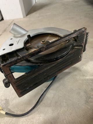 Sierra Circular Makita 5604R
