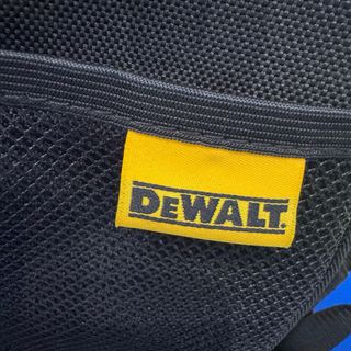 Mochila Porta Herramientas DEWALT Negra y Amarilla