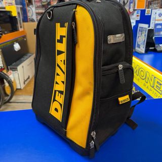 Mochila Porta Herramientas DEWALT Negra y Amarilla