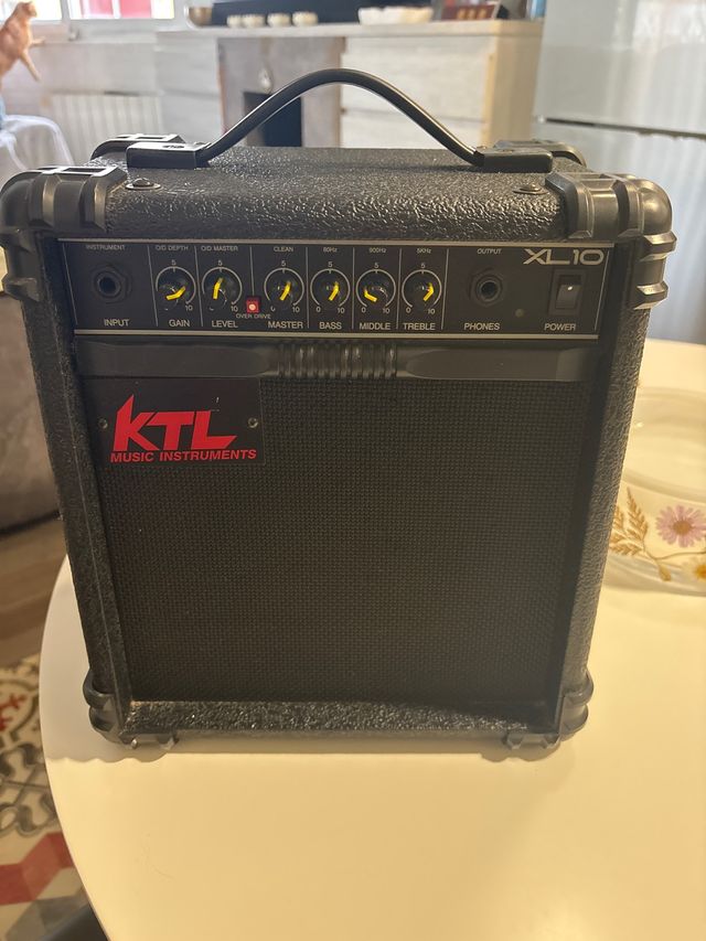 Amplificador KTL XL10 Negro
