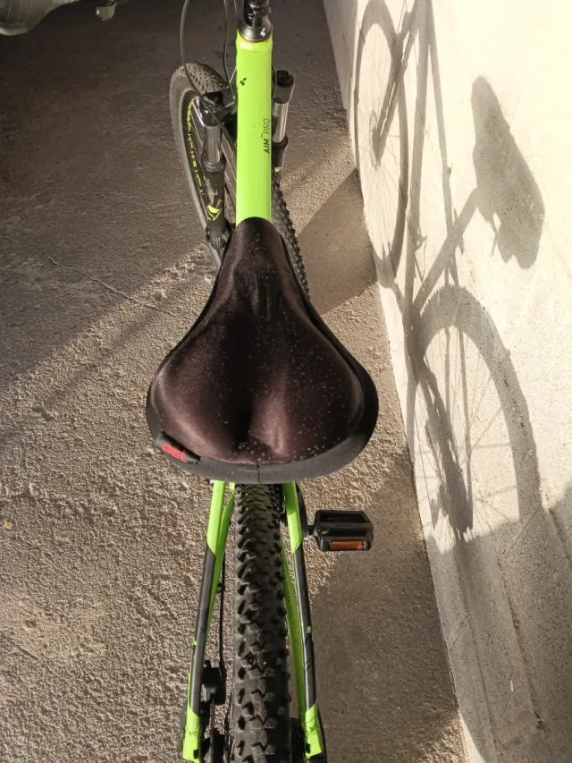 Bicicleta CUBE verde