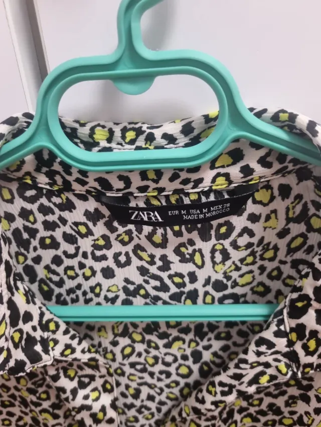 Camisa Zara Estampado Animal Talla M