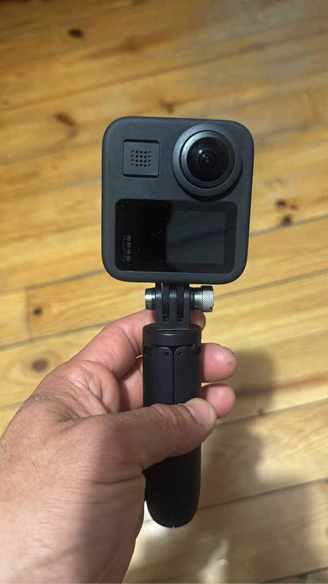 GoPro Max + Accesorio (Nueva)