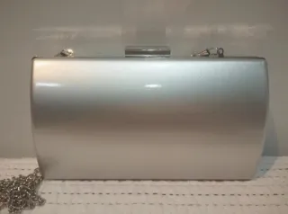 Cartera de fiesta plateada