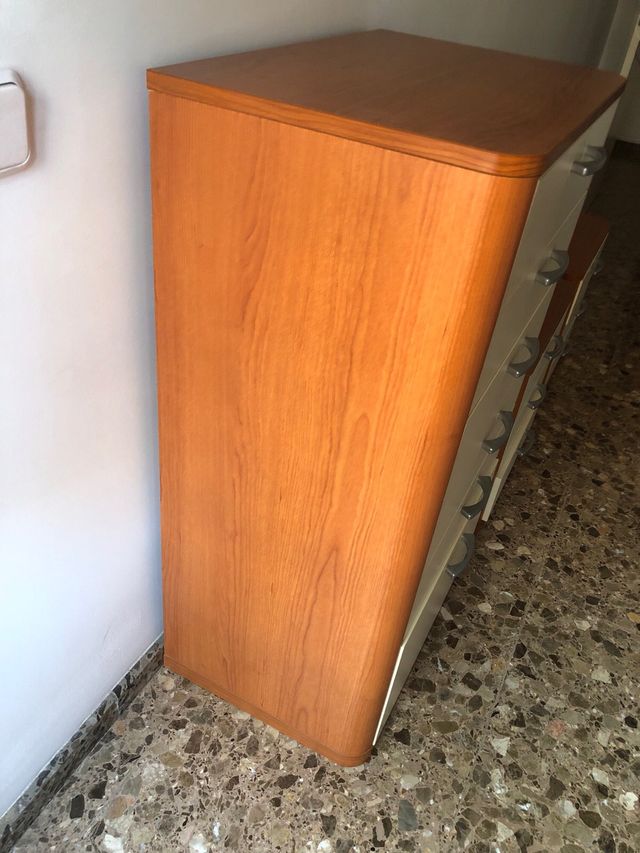 Cómoda o cajonera
