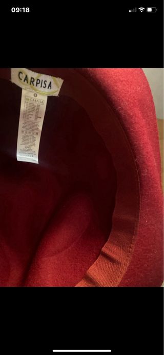 Cappello Carpisa Borgogna con nastro pelle