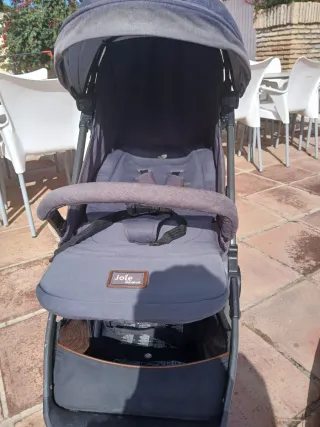 Silla de paseo Joie Signature