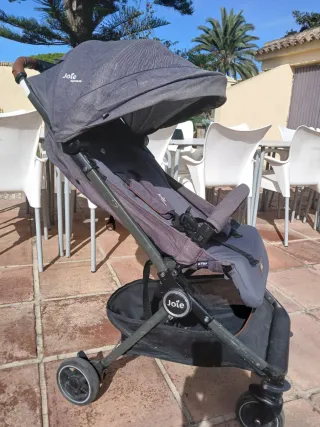 Silla de paseo Joie Signature
