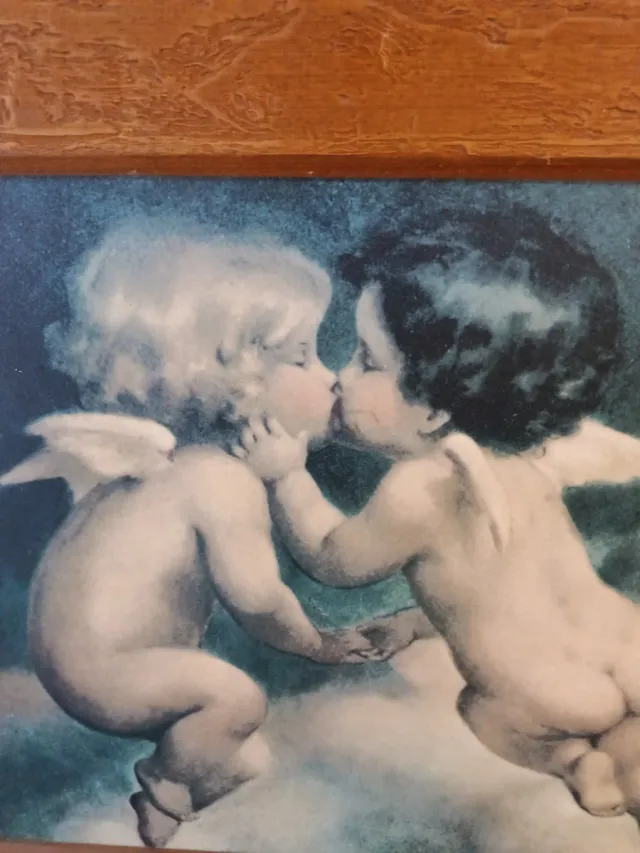 Cuadro angelitos besándose