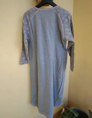 Camicia da notte grigia taglia M