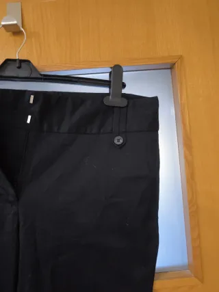 Pantalón Zara Talla 40 Negro