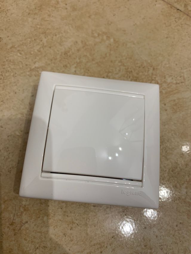 Conmutador Legrand Valena Blanco (Pack 5)