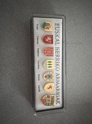 Lote de 7 Pins Euskal Herria
