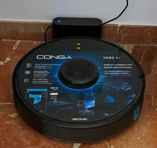 "URGE" Se Vende Aspirador Robot Cecotec Conga 709