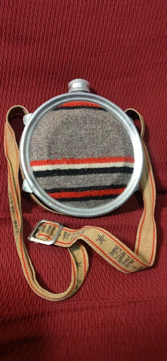 Cantimplora metálica vintage Far West