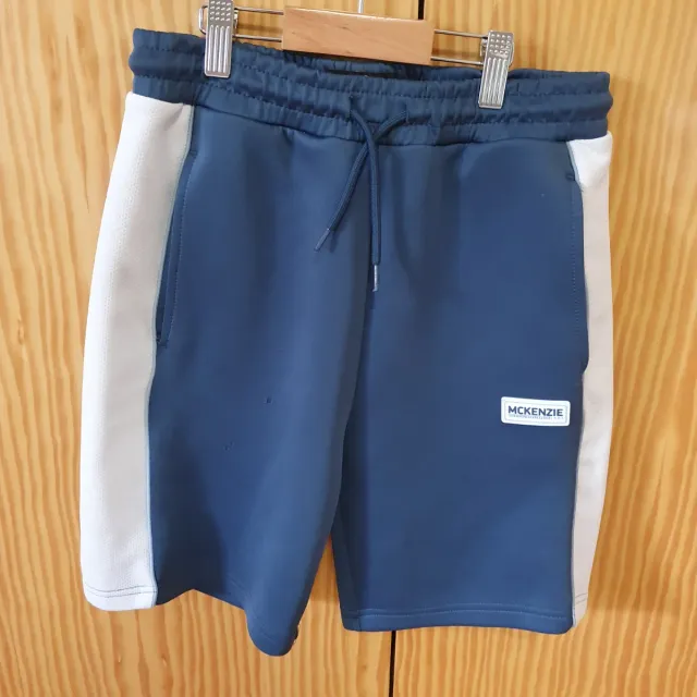 Pantalón corto McKenzie niño azul y blanco