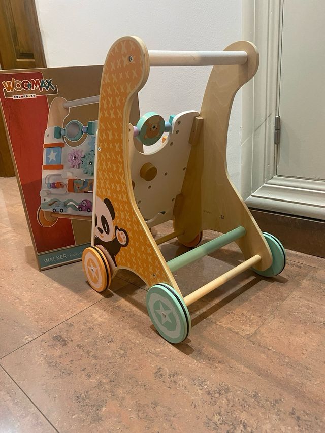 Andador corre pasillos Womax