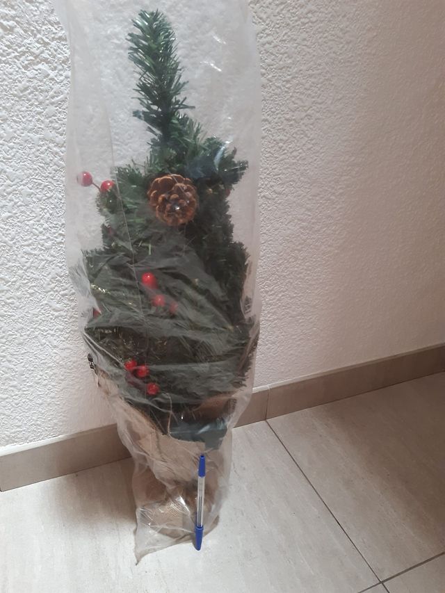 Árbol Navidad artificial con Luces (2).