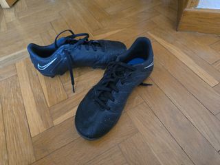 Botas de fútbol Nike Tiempos Talla 36