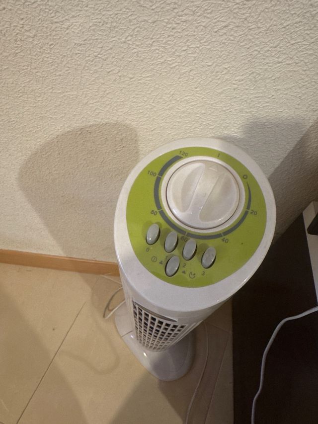 Torre de aire frío Selecting blanca