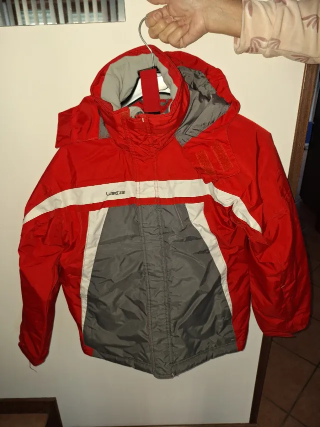 Giacca da montagna rossa e grigia per ragazzo M/L