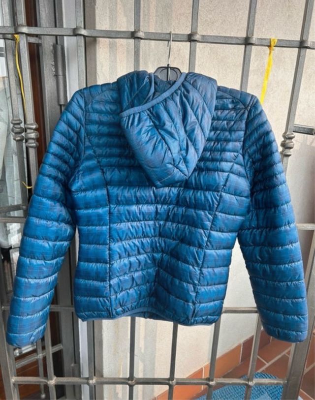 Giubbotto imbottito blu e grigio