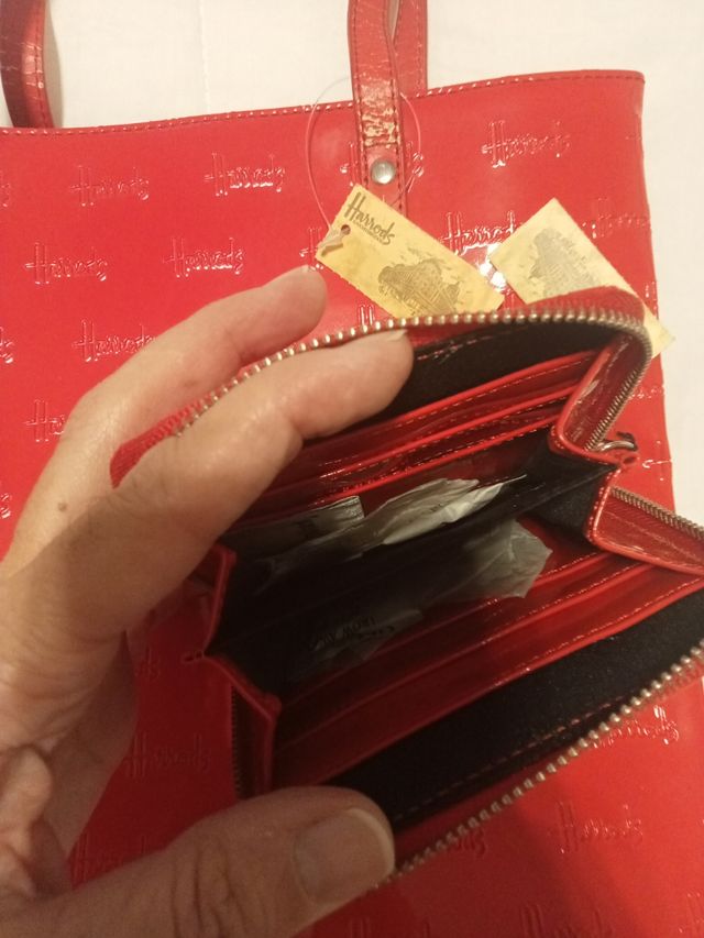 Bolso y cartera Harrods rojo