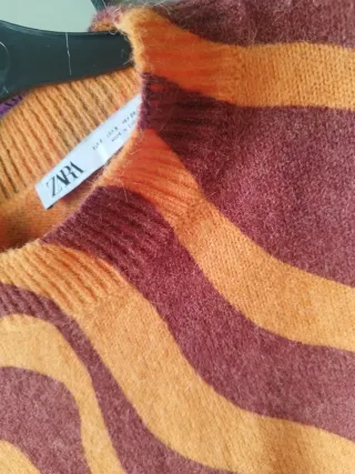 Jersey Zara Naranja y Morado.Zara