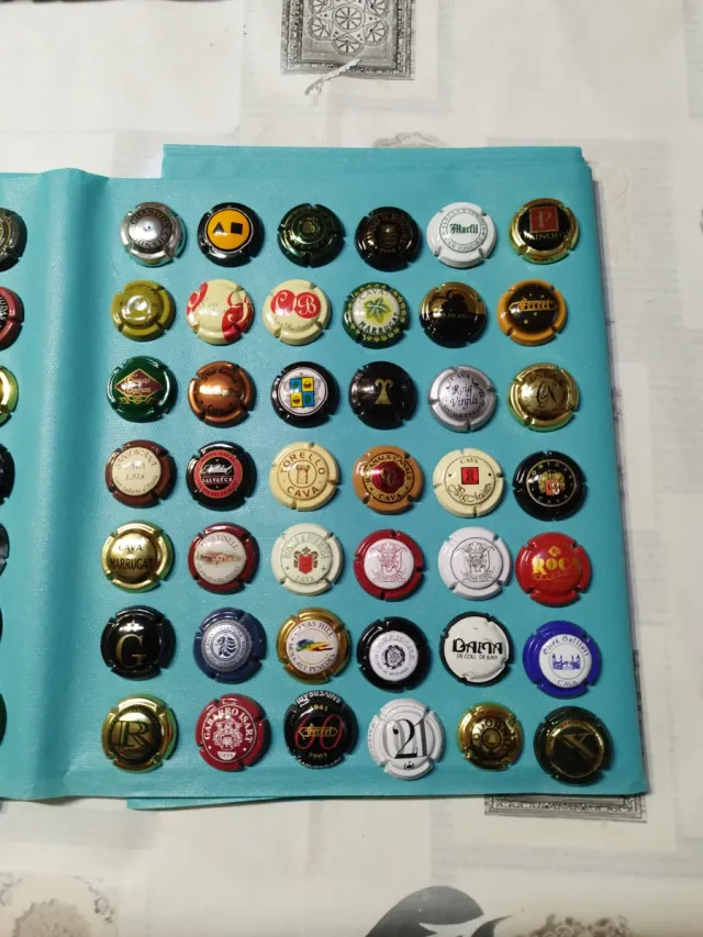 Lotto numero 29. 84 bottiglie di spumante