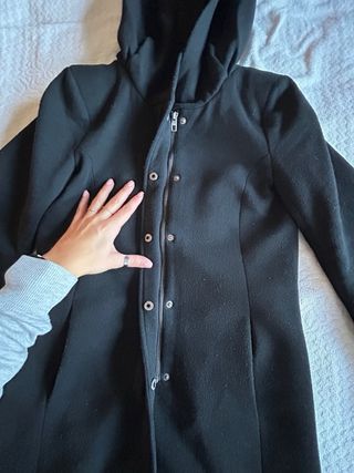 Cappotto Only nero con cappuccio