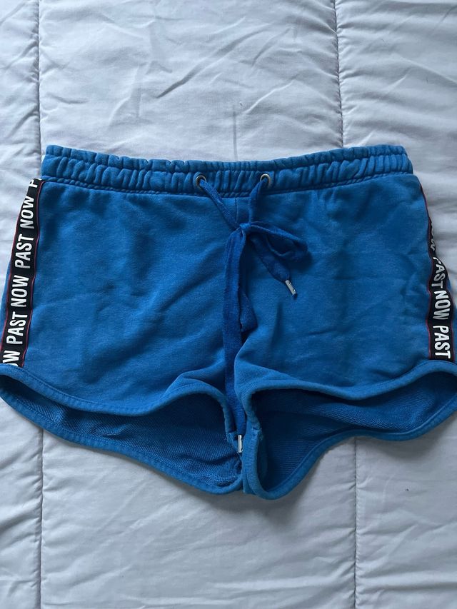 Pantalones cortos deportivos azules