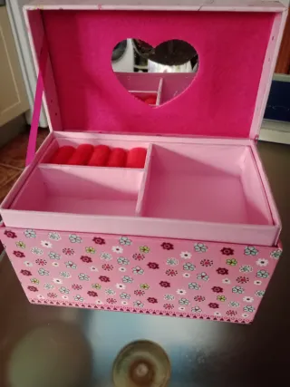 Joyero infantil con espejo corazón