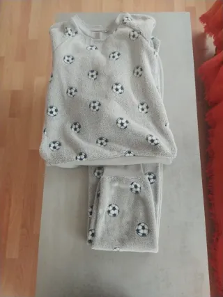 Pijama niño fútbol gris talla 158/164.