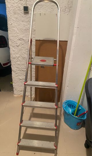 Escalera 5 peldaños aluminio