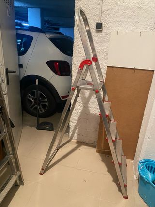 Escalera 5 peldaños aluminio