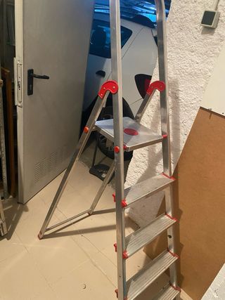 Escalera 5 peldaños aluminio