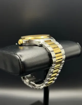 Reloj Gucci Lujo Oro y Plata