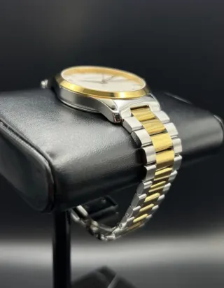 Reloj Gucci Lujo Oro y Plata