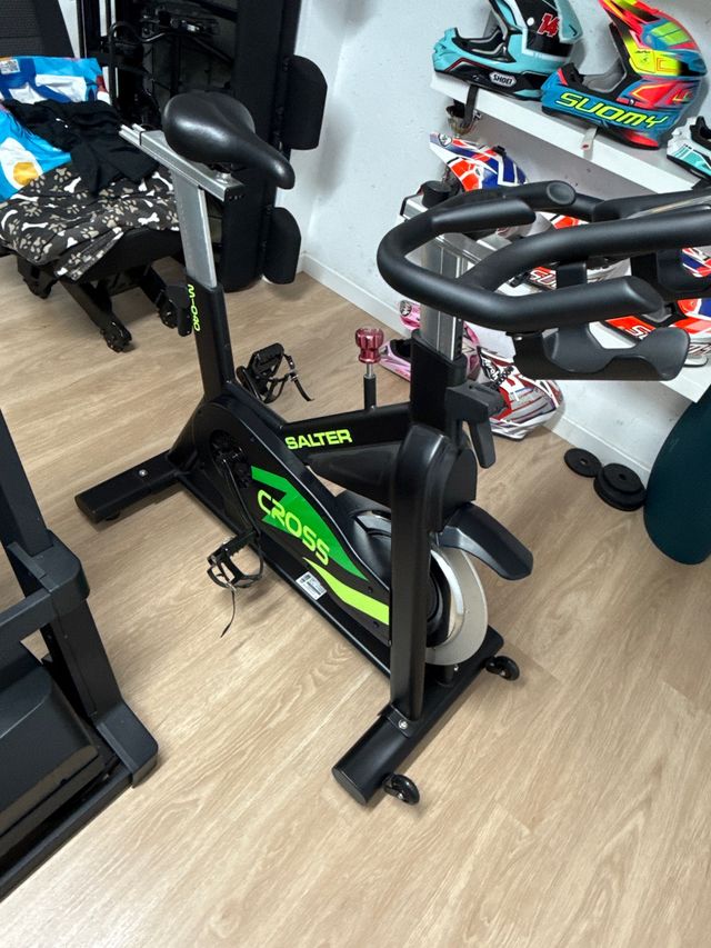 Bicicleta Spinning Salter M040
