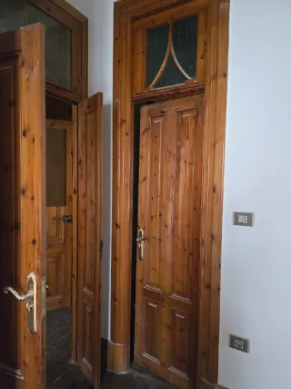 Puertas de madera de paso