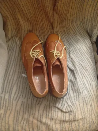 Zapatos de vestir marrones