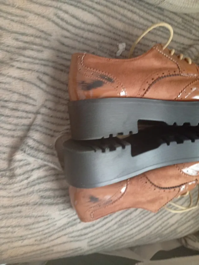 Zapatos de vestir marrones