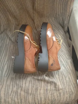 Zapatos de vestir marrones