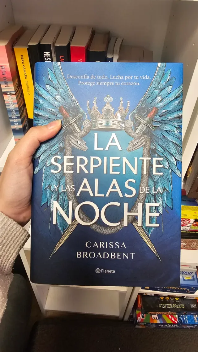 La serpiente y las alas de la noche (Edición De...