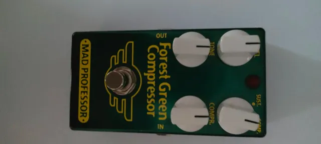 Mad Professor Forest Green Compressor
