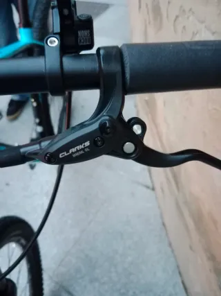 Bicicleta de carbono HEAD oferta de 1080€