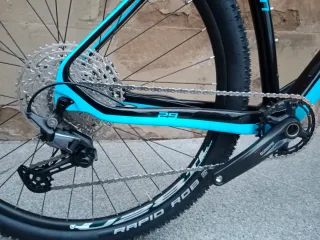 Bicicleta de carbono HEAD oferta de 1080€