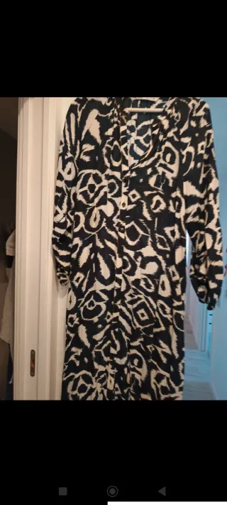 Vestido Zara estampado beige y negro