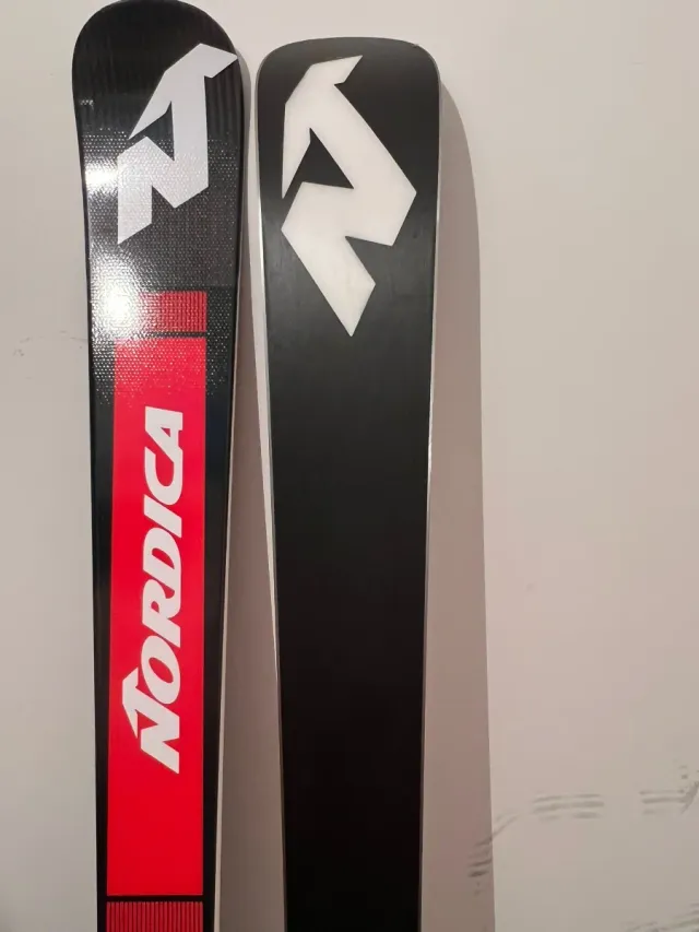 Esquís de Gigante Nórdica Dobermann, medidas 185