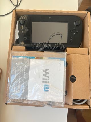 Pacchetto Premium Wii U Mario Kart 8 + Splatoon + Altro